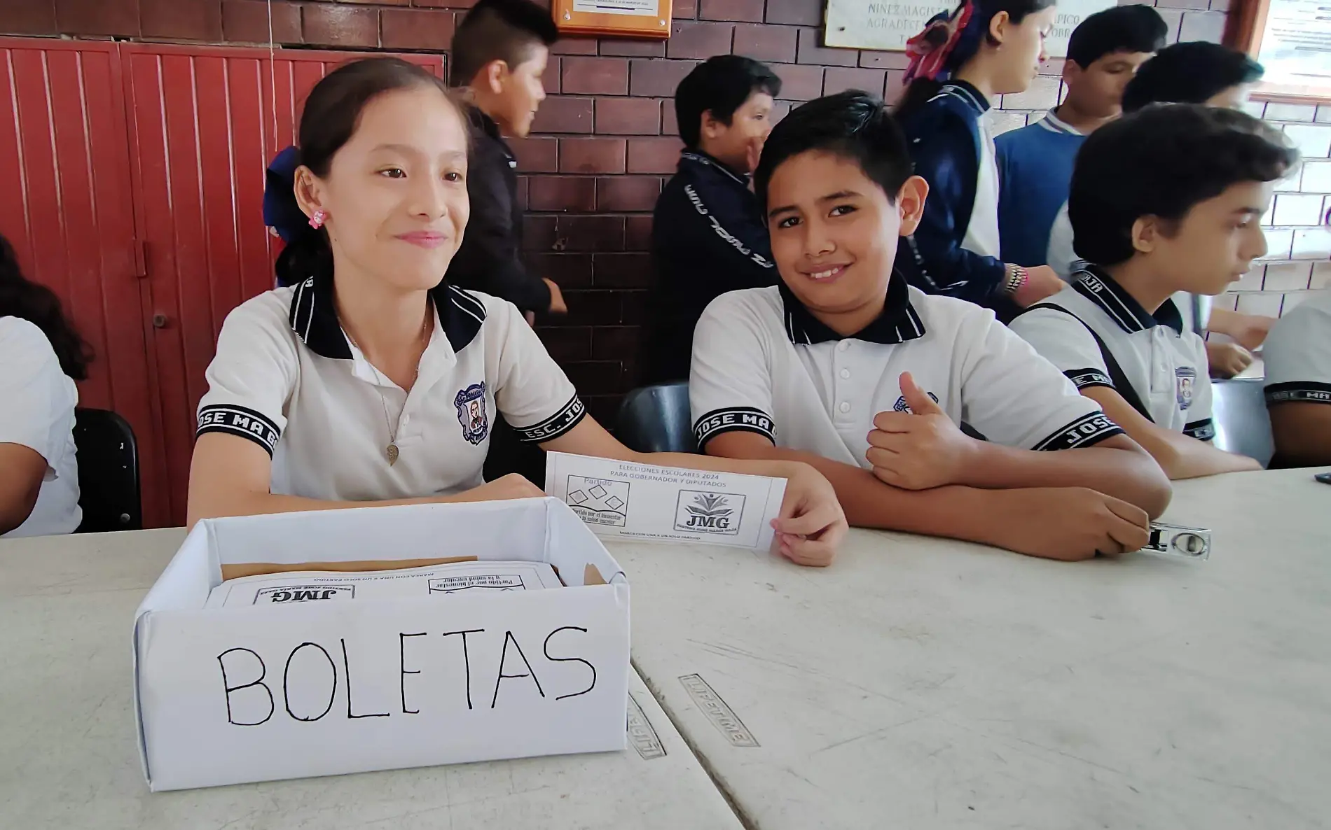 En escuela de Tampico recrean elecciones, para aprender sobre el tema